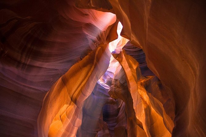 Antelope Canyon and Horseshoe Bend Small Group Tour from Vegas - Fitness, Footwear, and Heat: Small Things That Decide the Day