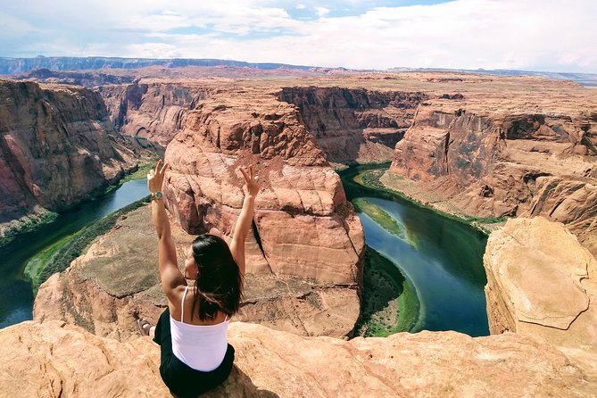 Antelope Canyon & Horseshoe Bend from Vegas, Lunch, Free WiFi - Coach comfort, Wi‑Fi, and the reality of group travel