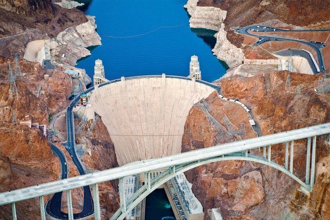 Award Winning 3-Hour Hoover Dam Small Group Mini Tour from Vegas - Mercedes Sprinter pickup: the comfort and speed factor