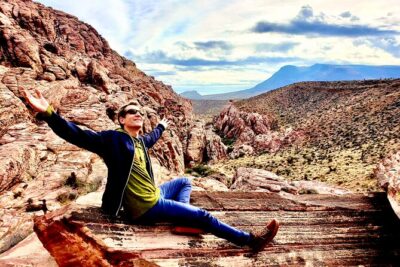 Award Winning Red Rock Canyon Tours - Getting there: hotel pickup timing from Bellagio, Excalibur, and Treasure Island