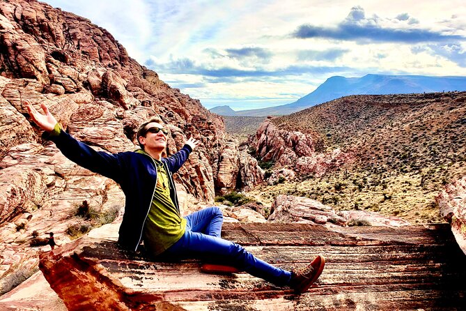 Award Winning Red Rock Canyon Tours - Getting there: hotel pickup timing from Bellagio, Excalibur, and Treasure Island