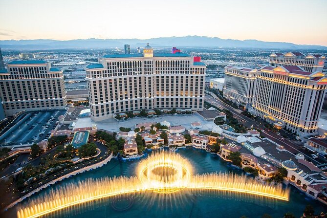 Best Bites on The Las Vegas Strip: A Traveler's Guide to Sin City - Stop 1 at New York-New York: Greenwich Village vibes and a mile-high sandwich