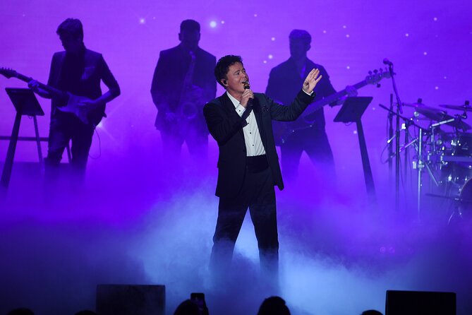 Donny Osmond at Harrahs Hotel and Casino Las Vegas - Stop 2: the Donny Osmond residency performance (hits, stories, and showmanship)
