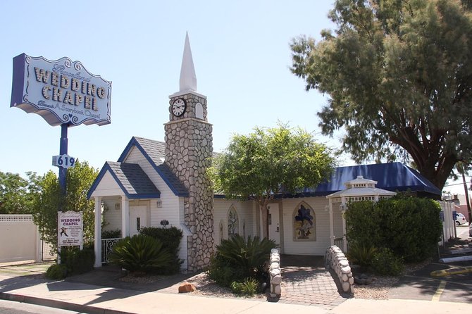 Elvis Themed Wedding or Vow Renewal at Graceland Wedding Chapel - Choosing vows, vows, and song requests: what you can control