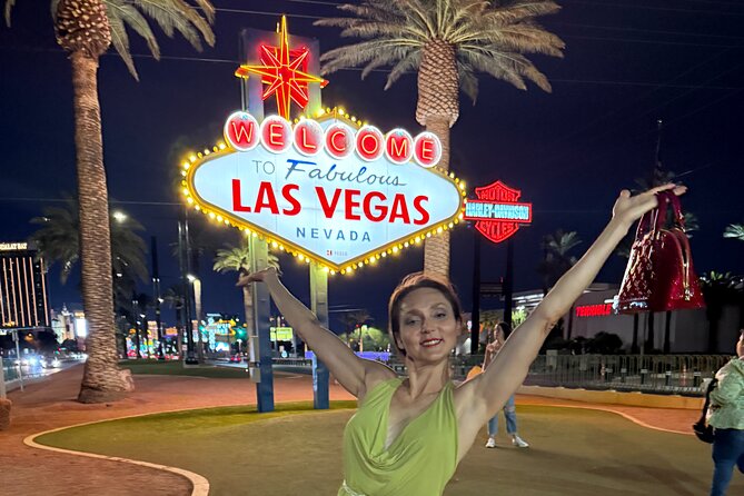 Famous Las Vegas Tour - Welcome To Fabulous Las Vegas Sign: What Makes It More Than a Photo