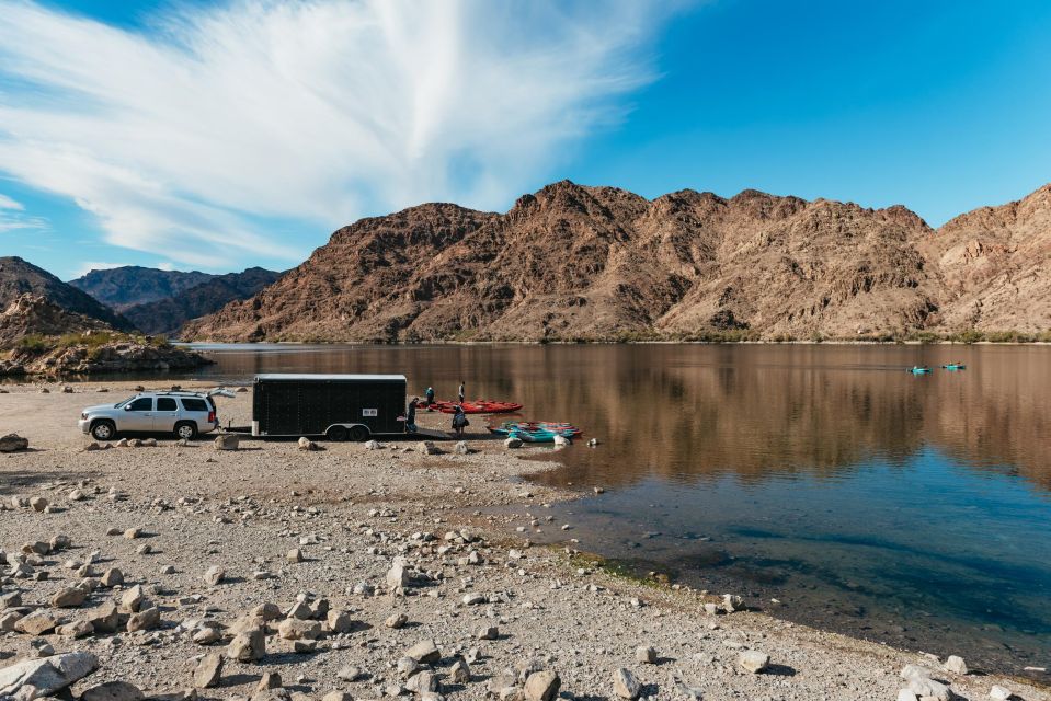 From Las Vegas: Emerald Cave Guided Kayaking Tour - Las Vegas to Willow Beach: the day starts moving fast