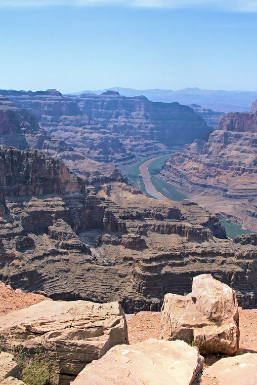 From Las Vegas: Grand Canyon West Rim Airplane Tour - Comfort in the cabin: Layers, seat balance, and what to bring