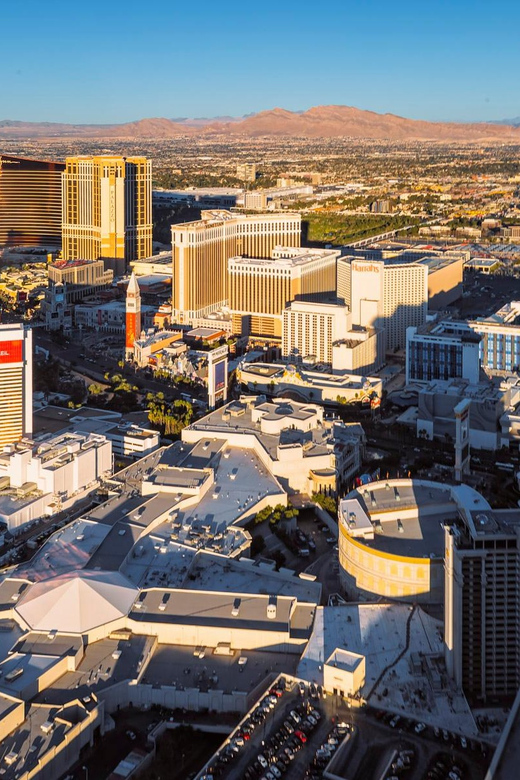 From Las Vegas: Grand Canyon West Rim Helicopter Tour - The return flight: Mojave Desert panoramas and the Strip from above