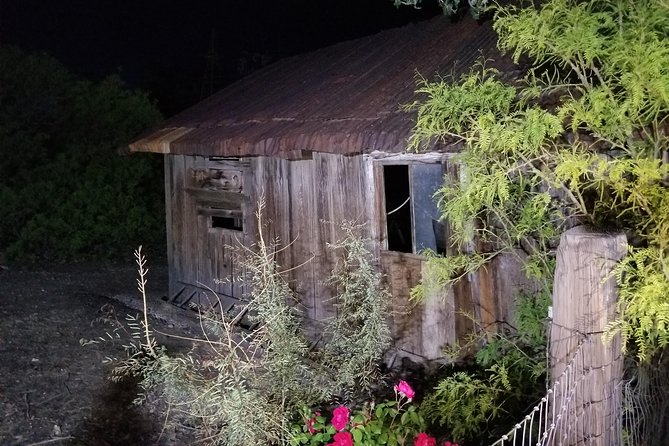 Ghost Hunt in Goodsprings from Las Vegas - Pioneer Saloon and Gallery: where the legends concentrate