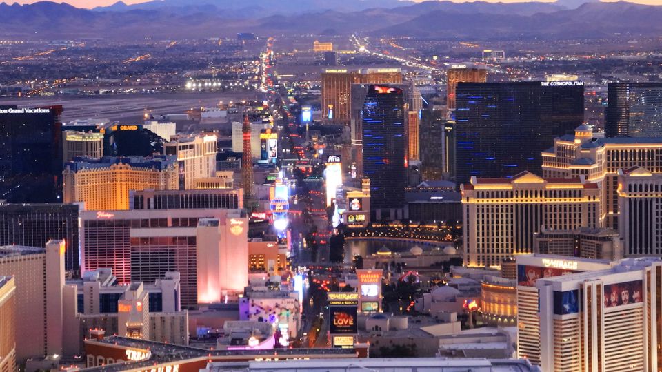 Grand Canyon Helicopter Landing Tour with Vegas Strip - Why a Grand Canyon West landing from Vegas feels like a cheat code
