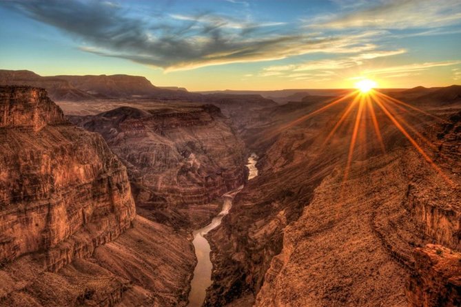 Grand Canyon West, Hoover Dam Photo Stop and Optional Skywalk - Bonus stop at Hemenway Park: bighorn sheep odds, if weather cooperates