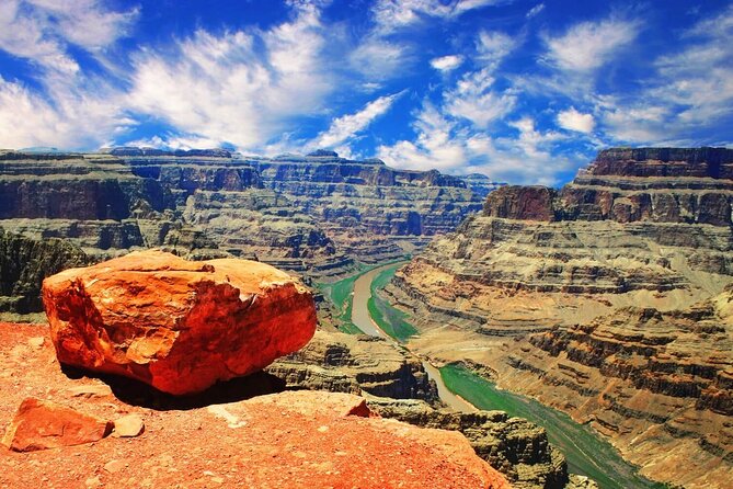 Grand Canyon West, Hoover Dam Stop and Optional Lunch and Skywalk - Morning Pickup on the Strip: The 6:20am Reality Check