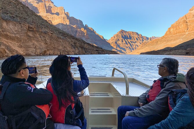Grand Canyon West, Hoover Dam Stop and Optional Lunch and Skywalk - The Guides and Drivers: Why This Tour Feels Smooth