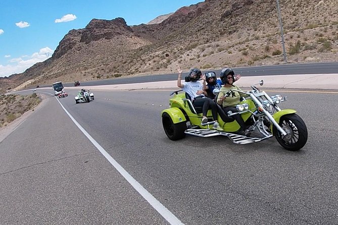 Hoover Dam Guided Trike or Slingshot Tour - Crossing the Hoover Dam top and the photo-friendly overlook