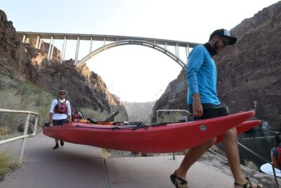 Hoover Dam & Hot Springs Kayak Tour with Lunch & Expert Guide - Wildlife spotting in Black Canyon: what to watch for