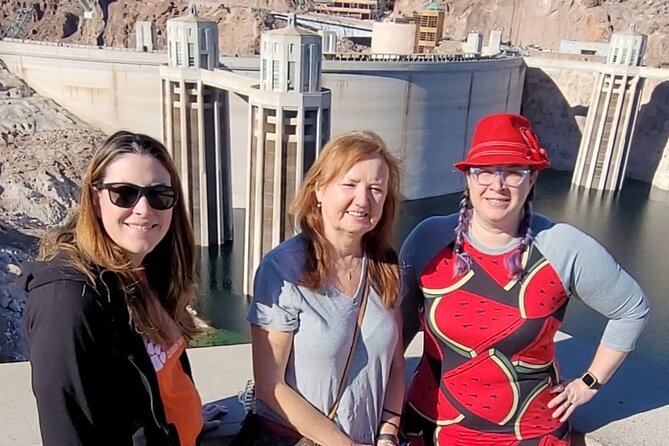 Hoover Dam Tour by Luxury SUV - Museum access plus the VIP patio overlook