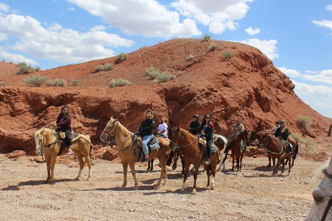 Horseback Ride in Las Vegas - From parking lot to saddle: what happens before you ride