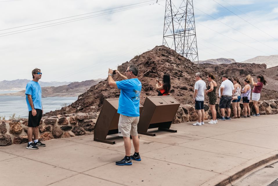 Las Vegas: 3-Hour VIP Hoover Dam Small-Group Mini Tour - The 40-minute drive: why the route matters