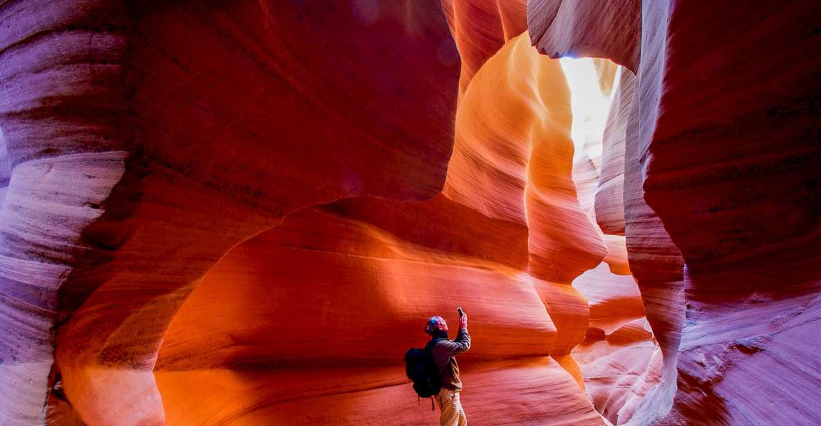 Las Vegas: Antelope Canyon & Horseshoe Bend Tour with Pickup - Horseshoe Bend: The 1 km Walk to the 1,000-Foot Drop