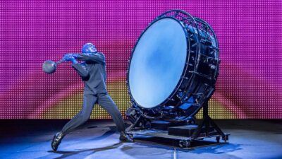 Las Vegas: Blue Man Group Show Ticket at Luxor Hotel - Before the show: ID, ticket rules, and what you can’t bring
