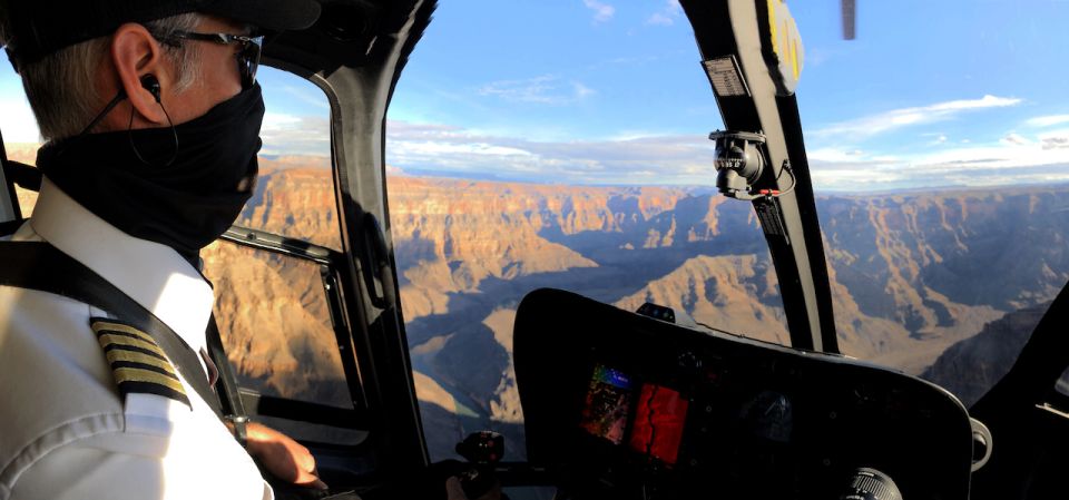 Las Vegas: Grand Canyon Helicopter Landing Tour - Champagne picnic: a small luxury that makes the landing feel special