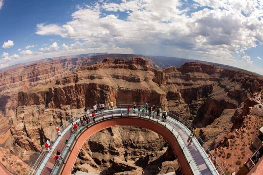 Las Vegas: Grand Canyon West, Hoover Dam & Optional Skywalk - Getting Out of Vegas Early (and Not Losing the Day)