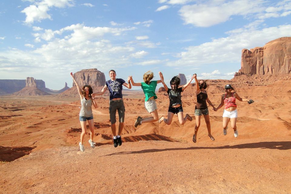 Las Vegas: Grand Canyon, Zion and Monument Valley 3-Day Tour - Sleeping options: full-service camping vs 3-star hotels