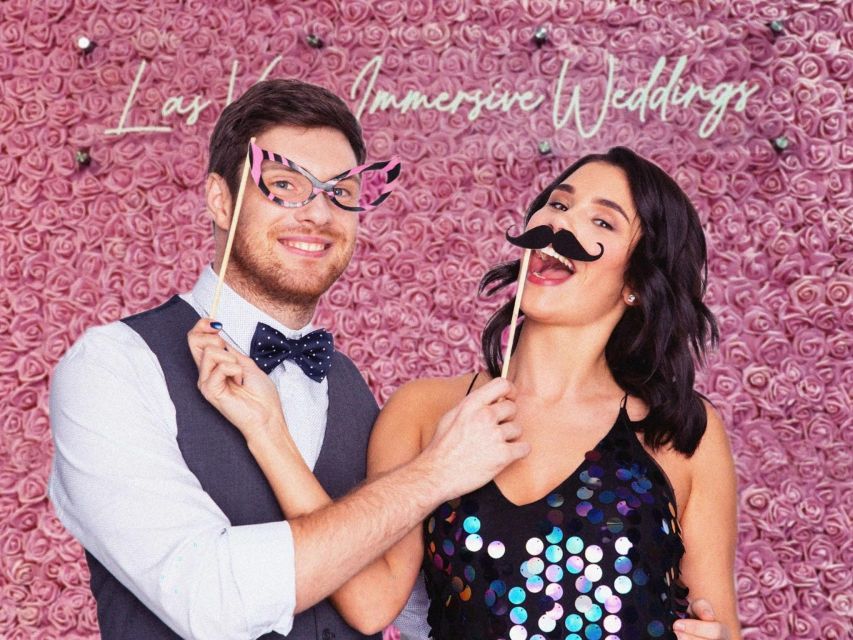 Las Vegas: Haunted House Wedding Ceremony + Photography - Photography that’s included, plus room for your own camera