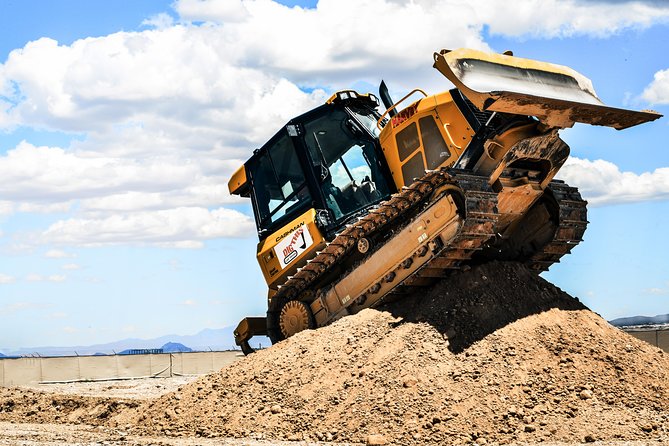 Las Vegas Heavy Equipment Playground: Dig, Push, and Play! - What happens when you arrive: check-in to first cab time