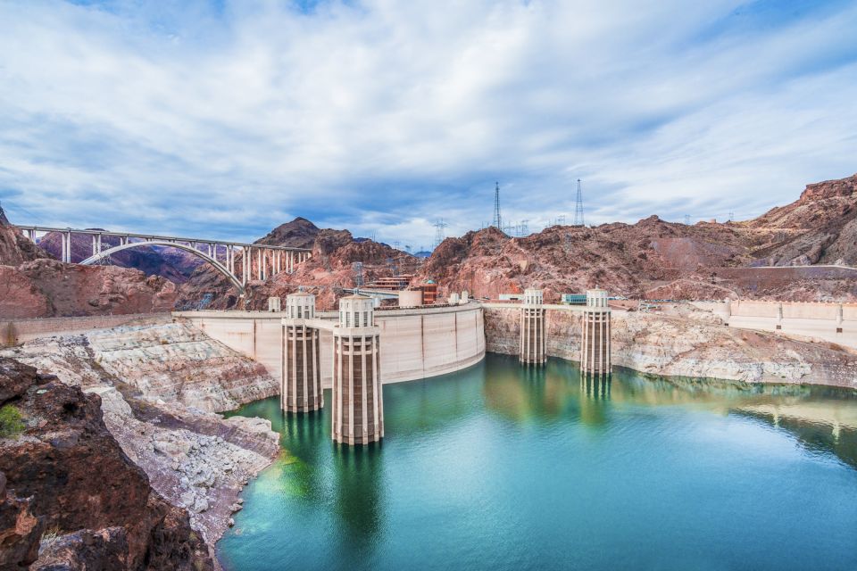 Las Vegas: Hoover Dam Half-Day Tour - Entering the dam complex: galleries, presentation, and an observation deck