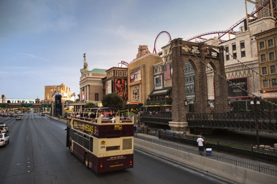 Las Vegas: Hop-on Hop-off Sightseeing Tour by Open-Top Bus - Downtown in Motion: Las Vegas Arts District and the Mob Museum