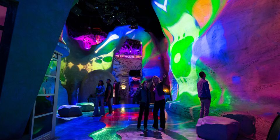 Las Vegas: Meow Wolf Omega Mart Ticket - What to Buy (If You Want a Souvenir That Doesn’t Feel Wasteful)