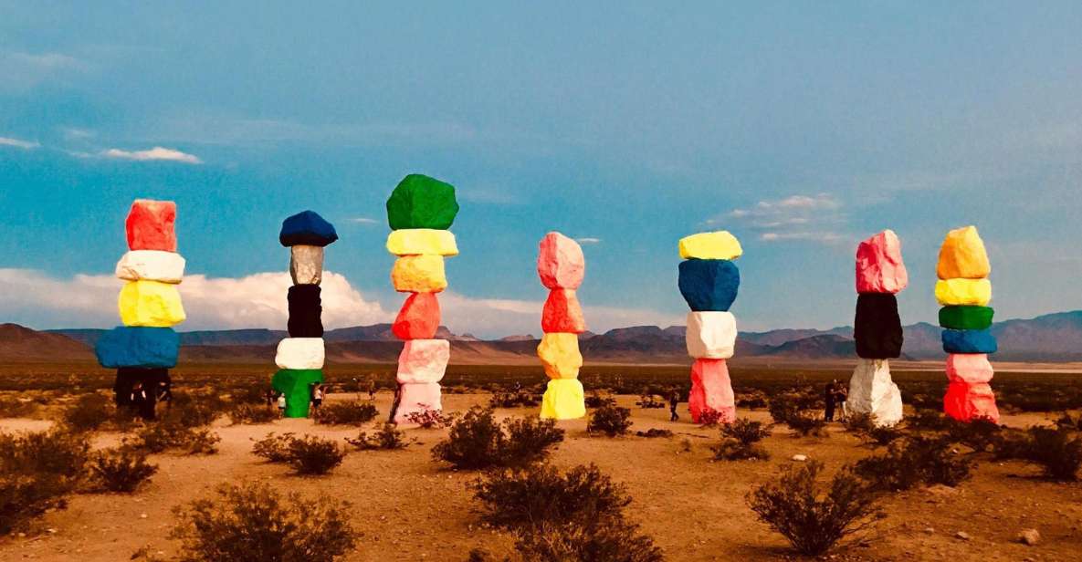 Las Vegas: Mojave, Red Rock Sign and 7 Magic Mountains Tour - Seven Magic Mountains: Ugo Rondinone’s Desert Art with Real Impact