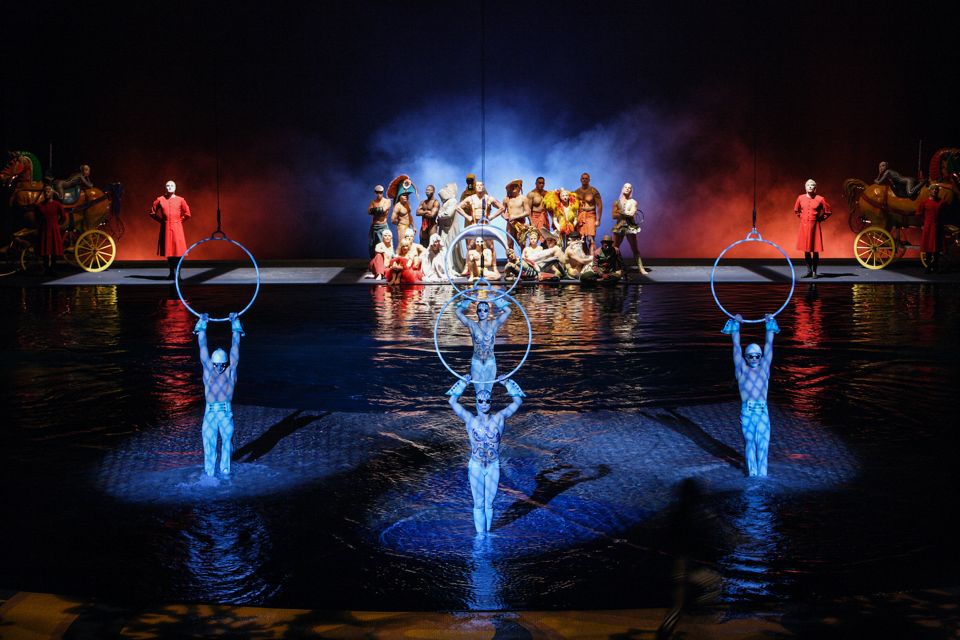 Las Vegas: “O” by Cirque du Soleil at Bellagio - Why this show keeps its reputation since 1998