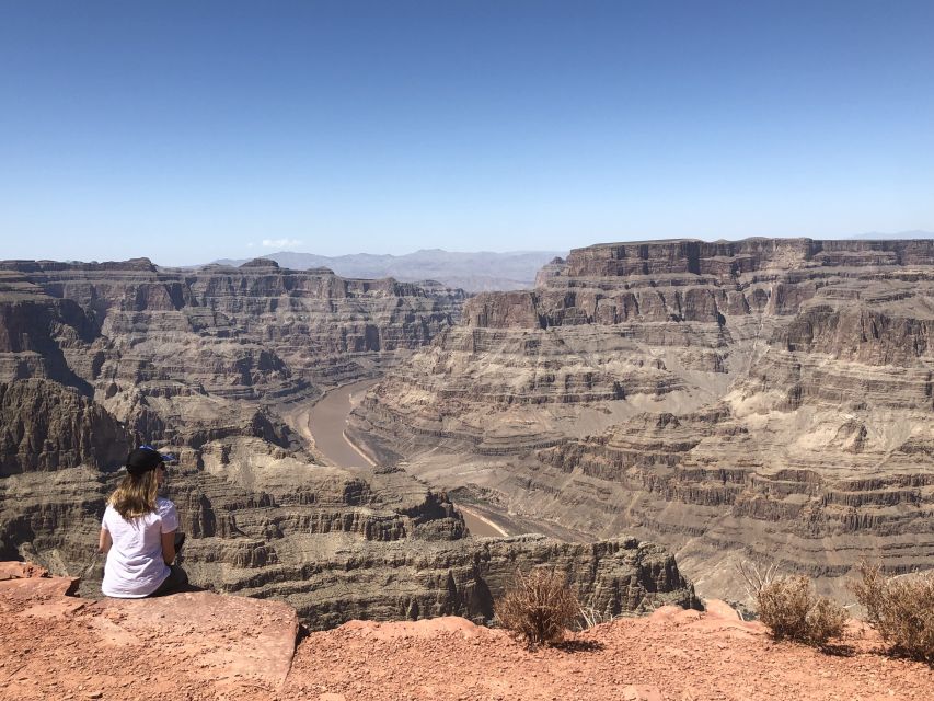 Las Vegas: Small-Group Grand Canyon Skywalk, Hoover Dam Tour - Lunch at the canyon: a picnic that resets the day