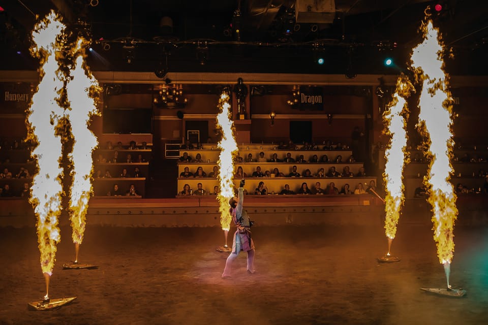 Las Vegas: Tournament of Kings Show at Excalibur - Should You Book Tournament of Kings at Excalibur?