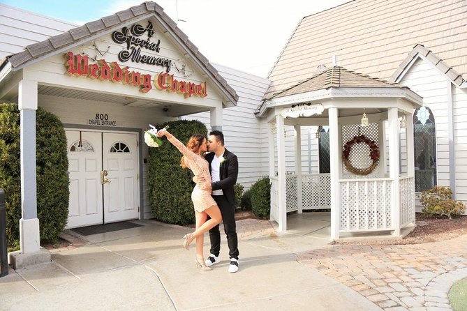 Las Vegas Wedding at A Special Memory Wedding Chapel - What the day feels like in real time: short ceremony, quick handoffs