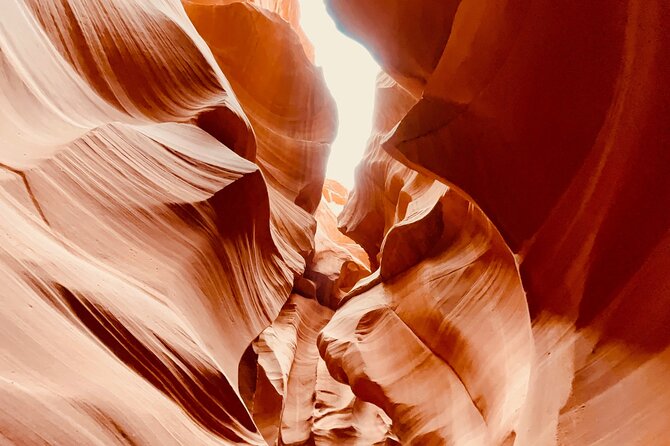 Lower Antelope Canyon and Horseshoe Bend Day Tour with Lunch - Horseshoe Bend: a viewpoint that earns the hike
