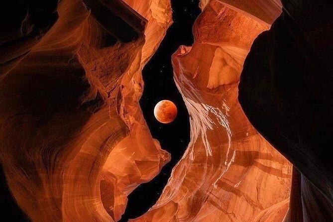 Lower Antelope Canyon and Horseshoe Bend Day Tour with Lunch - Lower Antelope Canyon: timed entry, Navajo guidance, and ladder climbing