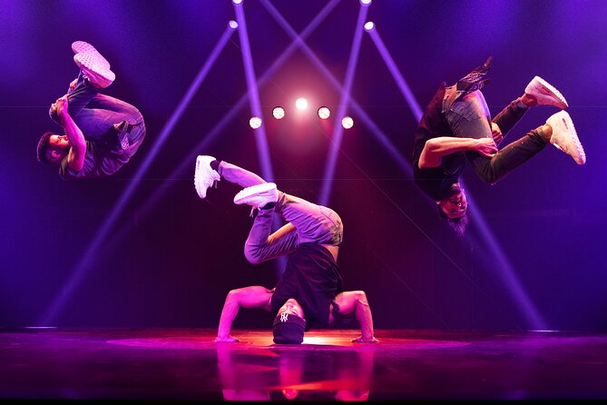 Magic Mike Live Las Vegas at SAHARA Las Vegas - Magic Mike Live at Sahara: a high-energy, around-you show