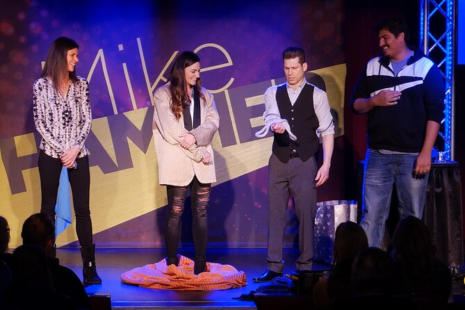 Mike Hammer Comedy Magic Show at the Four Queens Hotel - The evening plan: how the 7:00 pm timing works