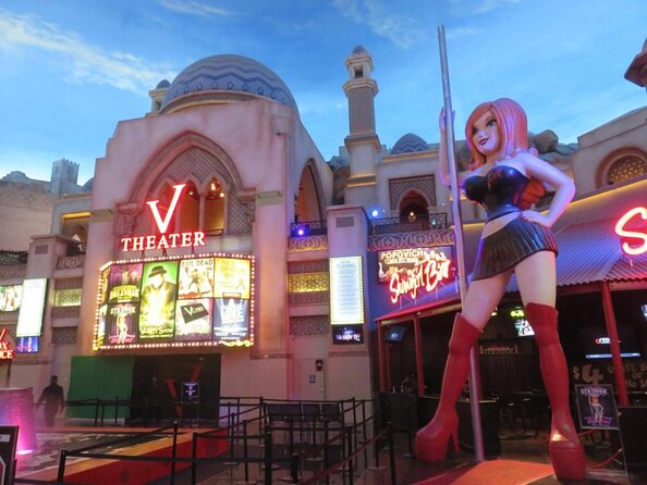 Piano Man at Planet Hollywood Resort and Casino - Seating at a Small V Theater: Close-Up Viewing With Real Tradeoffs