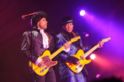 Purple Reign: The Prince Tribute Show at Planet Hollywood - Getting Your Seat Fast: Prebooking and the Drink Voucher
