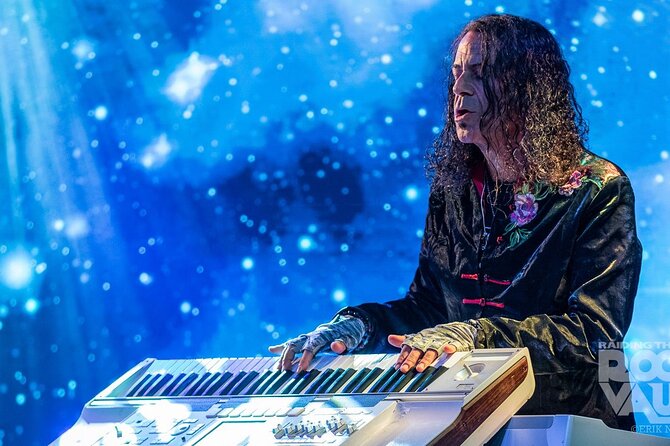 Raiding the Rock Vault at the Hard Rock Cafe in Las Vegas - Raiding the Rock Vault at Hard Rock Cafe: What You’re Really Booking
