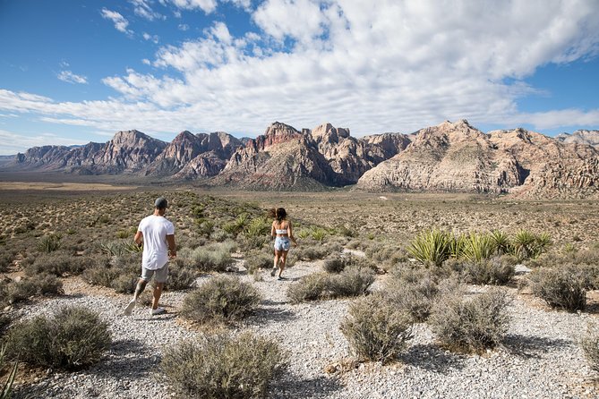 Red Rock Canyon Hike with Transport from Las Vegas - Red Rock Canyon is the quick escape you actually want