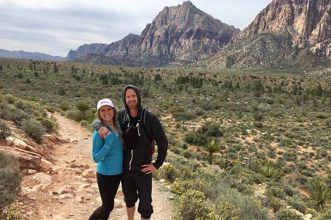 Red Rock Canyon Hike with Transport from Las Vegas - Let the guide handle route-finding and canyon context