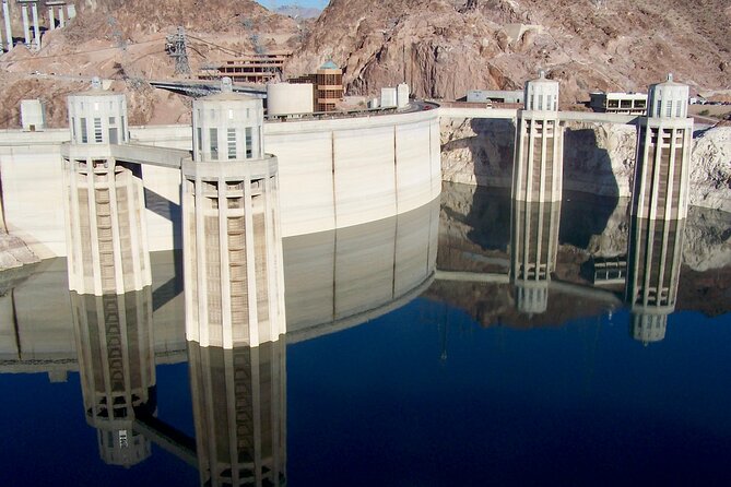 Small Group Grand Canyon Skywalk & Hoover Dam Tour - Guano Point guided walk plus lunch picnic: your recovery break