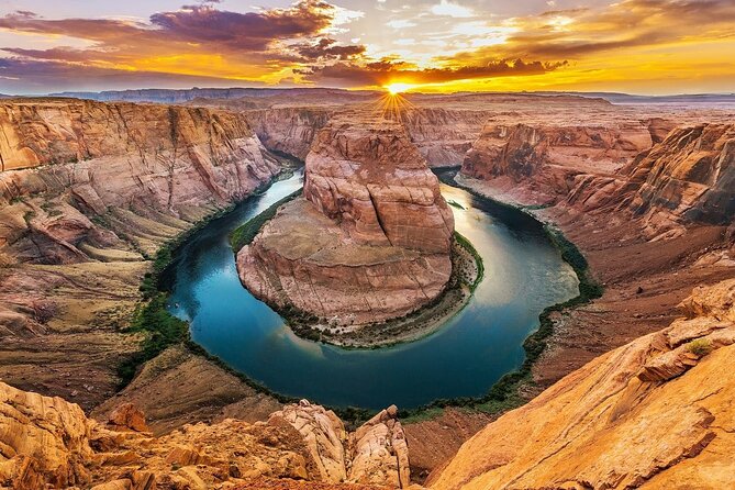 Small-Group Lower Antelope Canyon & Horseshoe Bend Tour w/ Lunch - Food and water strategy: you’re not guessing all day