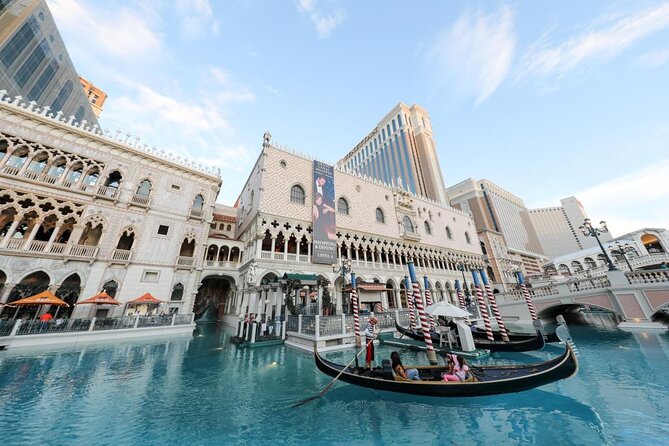 Taste the Vegas Strip: A Local’s Food Tour Experience - Why This Las Vegas Strip Food Tour Feels Different