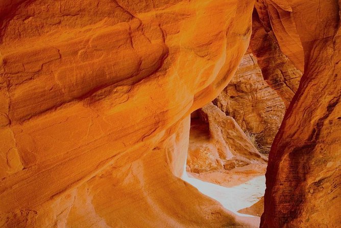 Valley of Fire/ Mojave Desert VIP Small Group Tour From Las Vegas - Pickup and van comfort: the morning logistics that can make or break it